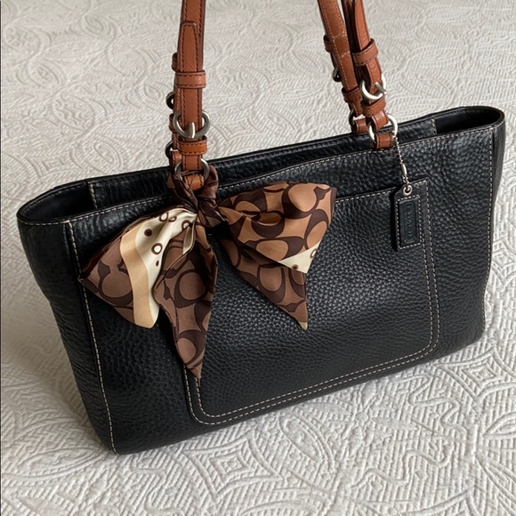Coach Handbags - Authentic 🌸Coach🌸 Pebble Grain Leather Tote Bag